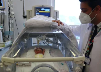 600 gram doğan bebeğe kök hücre nakli