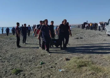 Göle giren çocukların cesetleri bulundu