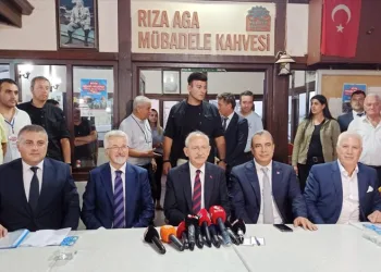 Kılıçdaroğlu Bursa’da muhtarlarla buluştu