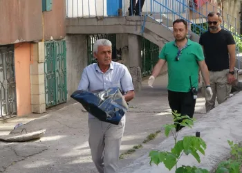 Evde doğum yapan kadının bebeği ölü doğdu