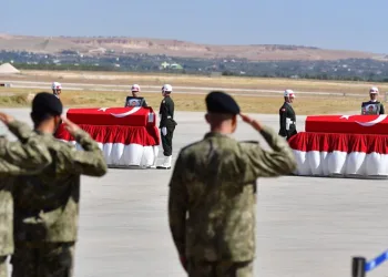 Şehit askerlerin cenazeleri memleketlerine gönderildi