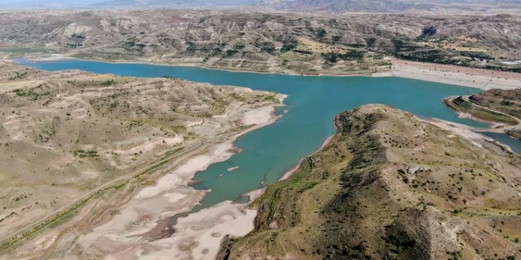 Sivas’ın 3 aylık suyu kaldı