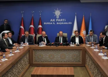 AK Parti Bursa Bakan Bilgin’i ağırladı