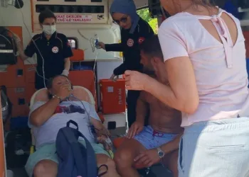 Bursa’da yüzme havuzunda yangın paniği