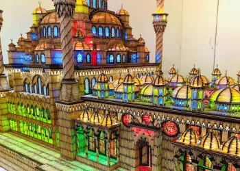 9 yıl emek, 50 bin lira masrafla dev cami maketi