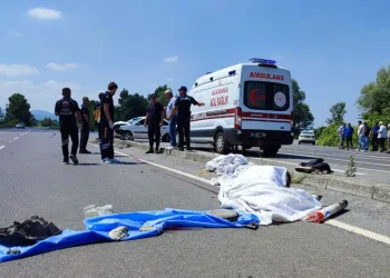 Metrelerce sürüklenen motosikletin sürücüsü yaşamını yitirdi