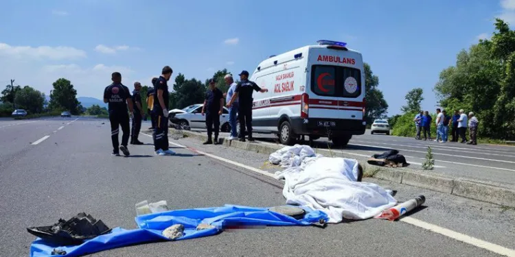Metrelerce sürüklenen motosikletin sürücüsü yaşamını yitirdi