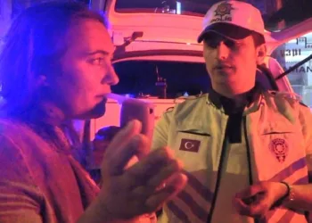 Bursa’da alkollü sürücü ortalığı birbirine kattı