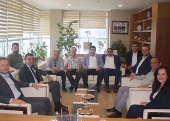 Ahmet Kılıç’tan Türk Metal Sendikası’na ziyaret