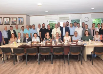 BALKANTÜRKSİAD’dan BAL-GÖÇ’e tebrik ziyareti