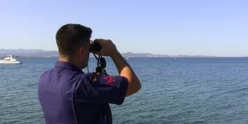 Tekne batması sonucu kayıpları arama çalışması sürüyor