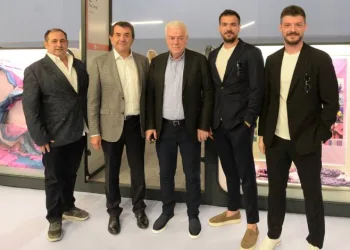 BTSO’dan Paris Premiere Vision Fuarı’na ziyaret