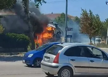 Bursa’daki araç yangınlarında maddi zarar oluştu