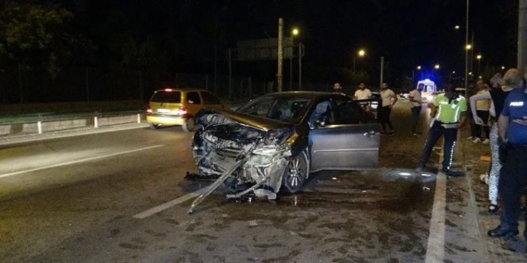 Bursa’da feci kaza! 1’i ağır 2 yaralı