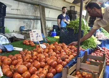 Bursa’da pazarda fiyatlar düştü