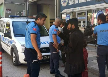 Bursa’da yabancı uyruklu dilencinin evi ve arabası çıktı