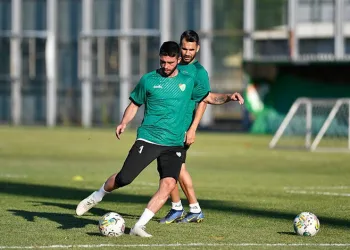 Bursaspor’da ikinci etap çalışmaları başladı