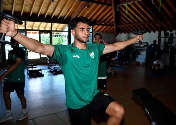 Bursaspor salonda kuvvet çalıştı