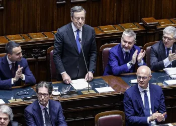 İtalya Başbakanı Draghi istifasını sundu
