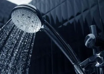 Almanlar artık daha kısa duş alıyor