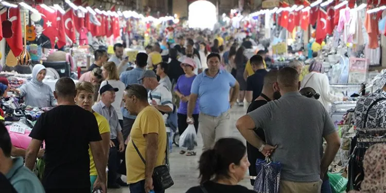 Pasaportsuz giriş başladı, Bulgar turistler Edirne’ye akın etti