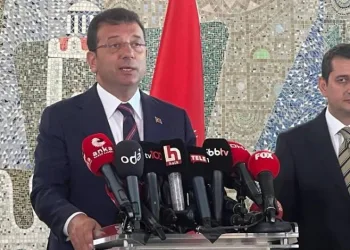 İmamoğlu’ndan, “tatil” eleştirilerine cevap