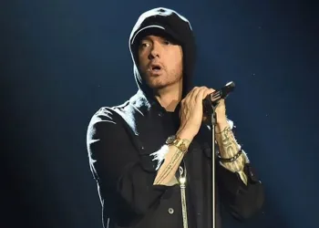 Eminem’in resmi Spotify hesabına Türkçe şarkı