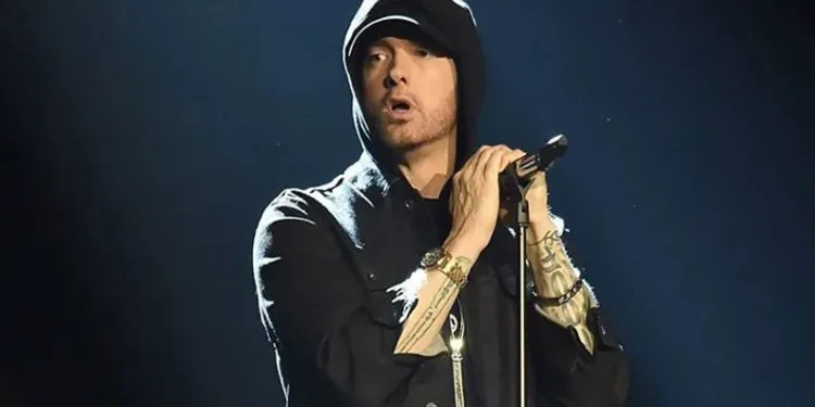 Eminem’in resmi Spotify hesabına Türkçe şarkı