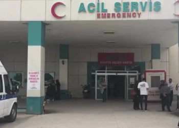 Yemekten zehirlenen 180 işçi hastanelik oldu
