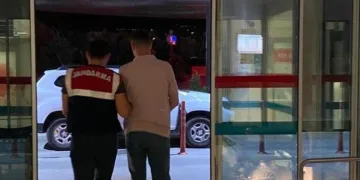 FETÖ operasyonunda 8 tutuklama