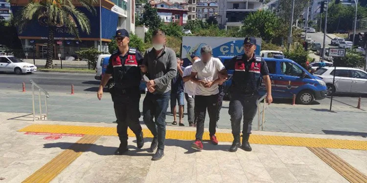 5 sahte MİT mensubunun gözaltı süresi uzatıldı