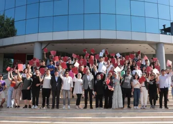 Geleceğin diplomatları Gürsu’dan yetişiyor