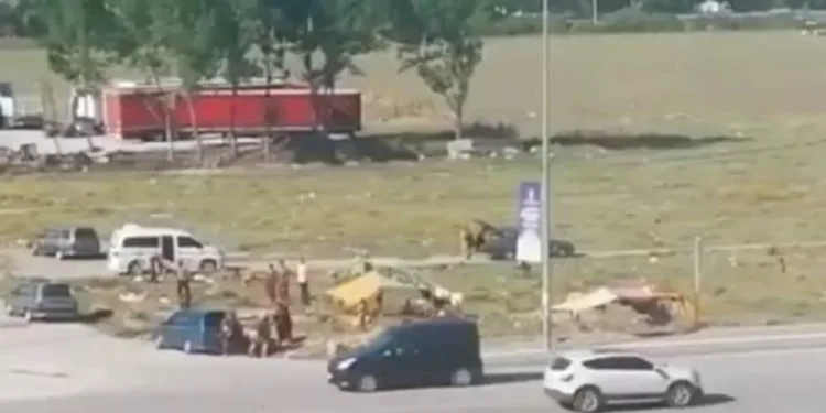 Bursa’da konar göçer aileler birbirine girdi