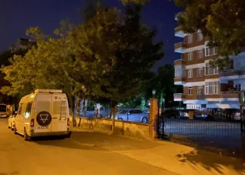 Bursa’da kendisine fırlatılan tencereyi de çaldı