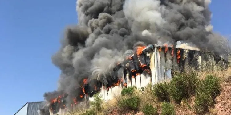 Katı atık tesisindeki yangın kontrol altında