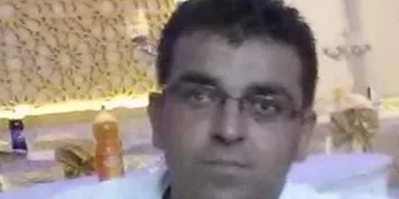 Oğlunu kurtarmak isterken hayatını kaybetti