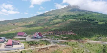 Yıldız Dağı Kayak Merkezi yeni sezona hazırlanıyor