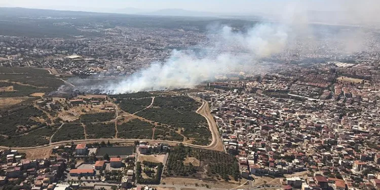 İzmir’deki yangına 6 dakikada müdahale