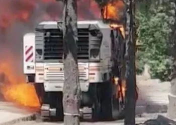 İş makinesi doğalgaz borusunu patlattı