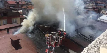 Ordu’da 5 katlı binada yangın
