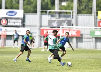 Bursaspor’da hazırlıklar devam ediyor