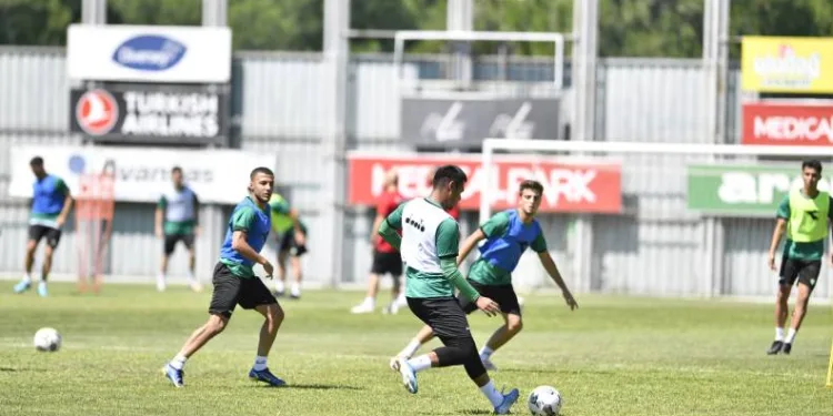 Bursaspor’da hazırlıklar devam ediyor