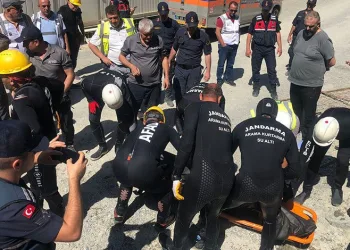 Nehirde kaybolan gencin cansız bedeni bulundu