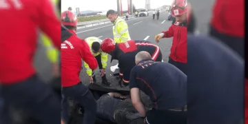 Yüksek gerilim hattına kapılan işçi ağır yaralandı