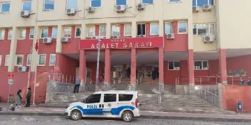Kızına cinsel saldırıda bulunan babaya 27 yıl hapis talebi