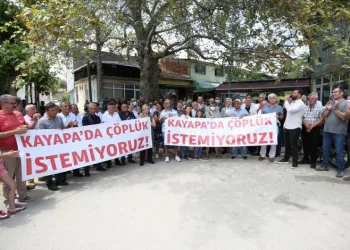 Bursa’da vatandaşlardan çöplük mesajı