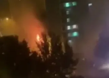 Moskova’da 16 katlı binada yangın: 8 ölü, 4 yaralı