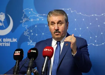 Destici’den 6’lı masa açıklaması: “7’li olduğunu millet görüyor”