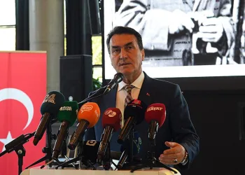 Bursa’da Tanpınar ödülleri sahiplerini buldu