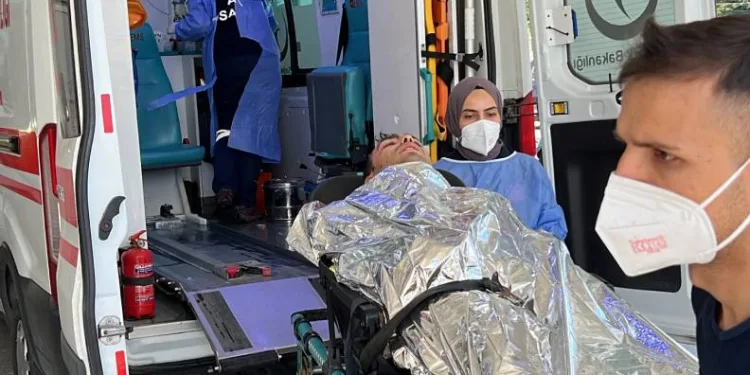 Kimyasalla temas eden 3 işçi hastaneye kaldırıldı